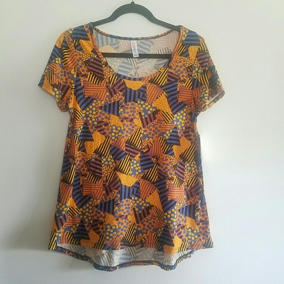 LuLaRoe Tops - Lularoe Classic T NWT